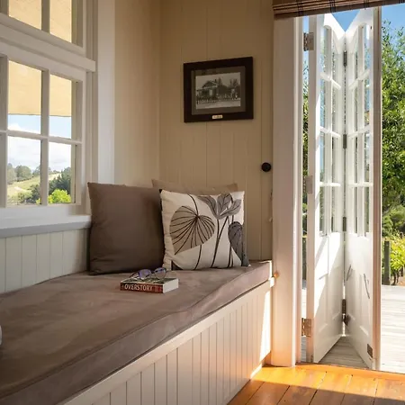 Kina Beach Cottages Tasman Exterior photo